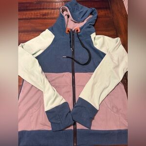 SUPER soft Vivette zip up hoodie size L